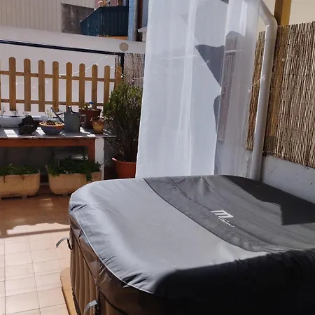 Daire Apatament 1ª & Espa Y Parking En Barcelona Calella
